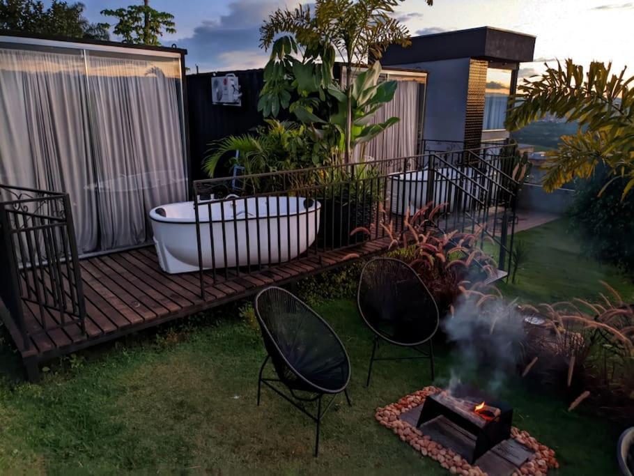 Tiny House Paraiso Minicasas Com Hidromassagem 波苏阿莱格里 外观 照片